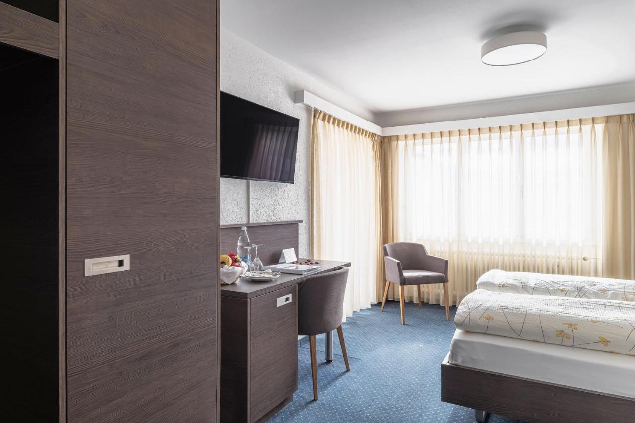 Hotel Drei Koenige Айнзиделн Екстериор снимка
