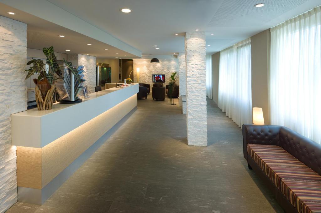 Hotel Drei Koenige Айнзиделн Екстериор снимка