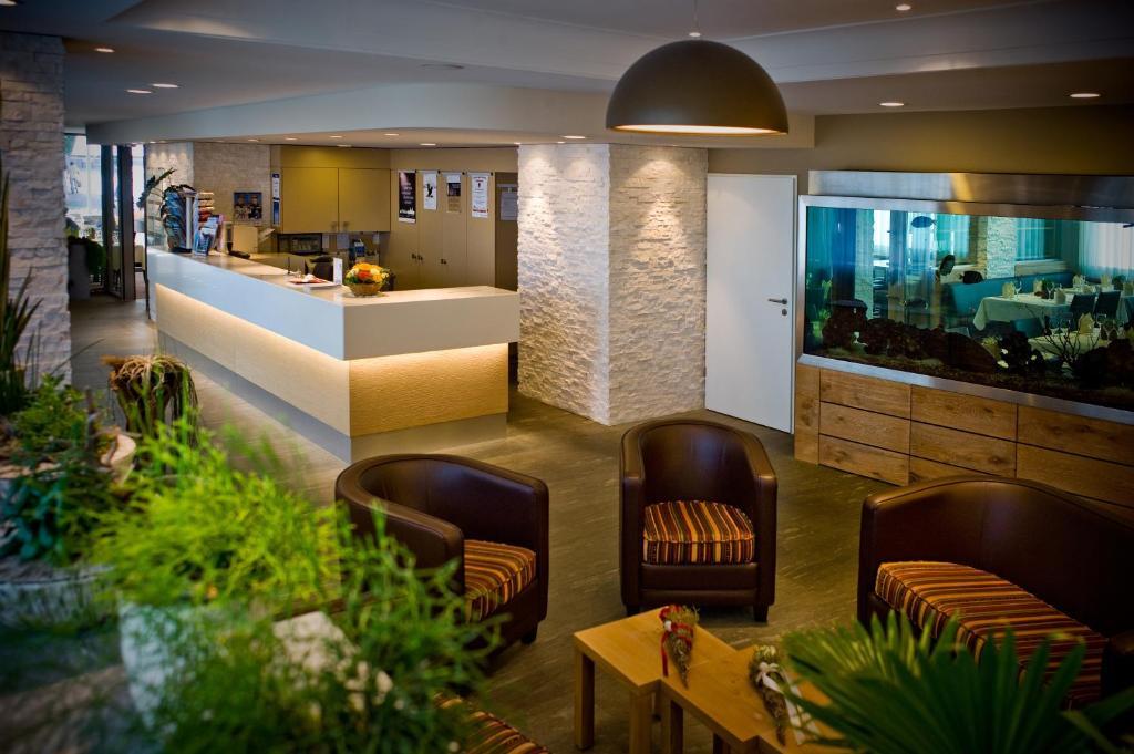 Hotel Drei Koenige Айнзиделн Екстериор снимка